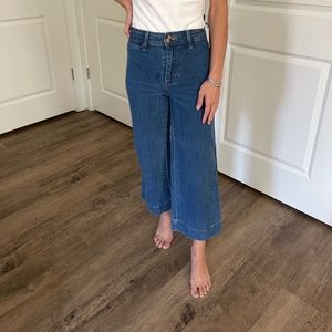 H&M,WIDE LEG/FLARE, HIGH WAISTED JEANS, SIZE 2